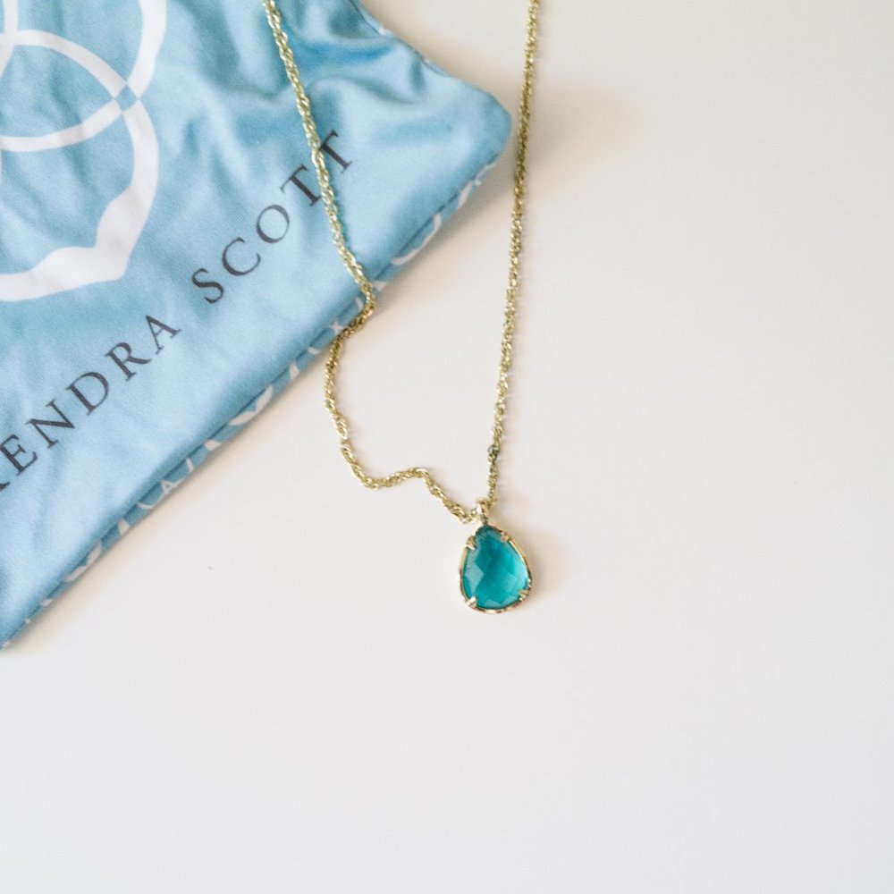 Kendra Scott Pendant Necklace
